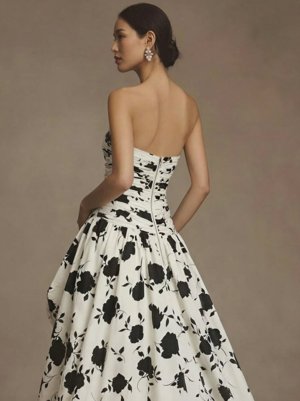 New York & Co Black & Ivory Strapless Ruched Bodice Rose High Low Gown - L - Picture 4 of 11